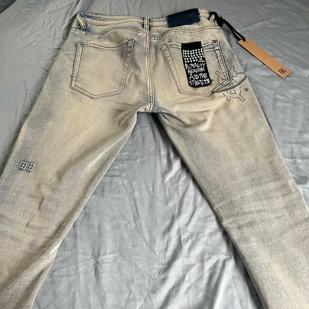 I’m selling ksubi jeans size 30